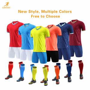 Uniformes <span class=keywords><strong>de</strong></span> Fútbol Elegantes Rojos y Blancos <span class=keywords><strong>de</strong></span> <span class=keywords><strong>Gales</strong></span>, <span class=keywords><strong>República</strong></span> Checa y Eslovaquia, Uniformes <span class=keywords><strong>de</strong></span> Fútbol <span class=keywords><strong>de</strong></span> Manga Corta <span class=keywords><strong>de</strong></span> Calidad, Fabricante OEM - Product Image 2
