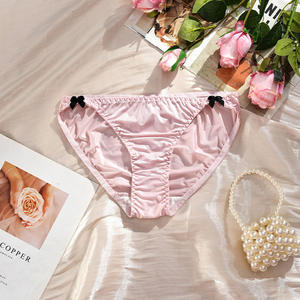 Culottes pour femmes en soie glacée Taille moyenne Culotte triangle à nœud avec entrejambe en coton, Sous-vêtements sexy confortables pour filles - Product Image 5