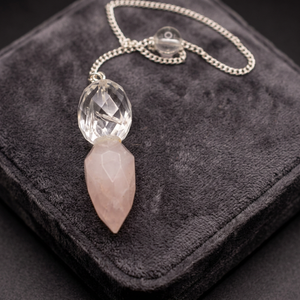 Pendentif goutte facetté en quartz rose naturel avec perle de quartz clair pour la fabrication de colliers - Product Image 3