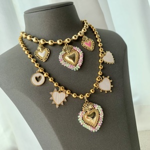 LS-L3167 Splendida Collana con Cuore Rosa, Gioielli Raffinati per la Primavera, Collana con Charm Smaltato per Migliori Amiche, Collana Statement - Product Image 3