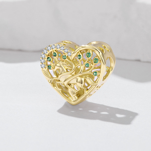 Charme en forme de cœur plaqué or 18 carats avec pierres en zircon et motif cheval, bijou unisexe, cadeau - Product Image 5
