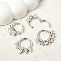 ZUOLA Bijoux de piercing de luxe, anneau segmenté articulé en laiton écologique plaqué or 18 carats avec zircon, forme goutte, couronne, marquise, clicker pour le nez