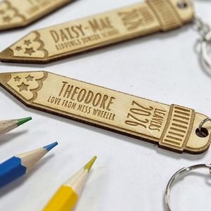 Custom <b>Wooden</b> Pencil-Shaped Keychains Laser-Engraved Names-Waterproof Durable Back-to-School Souvenirs Commemorative <b>Gifts</b> - Product Image 4