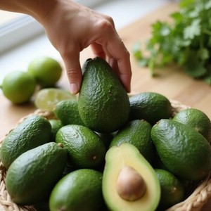 Poudre d'avocat sauvage de qualité alimentaire, extrait de fruit stimulant la satiété de Moonfarms, fabriqué en Thaïlande, sans sucre ajouté ni amidon - Product Image 2