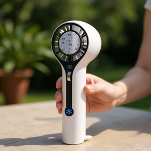 Ventilador de Mano Personal Recargable Portátil con Pantalla Digital, Mini Ventilador Blanco para Uso en Exteriores, 5 Velocidades, Motor de Corriente Continua, Alimentado por Batería - Product Image 2