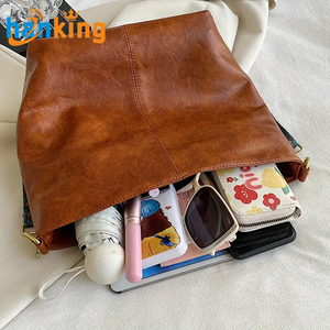 Ehanking Sac à bandoulière à large sangle géométrique Sacs à bandoulière de grande capacité pour femmes, sac en cuir Pu rétro pour shopping et voyage - Product Image 4