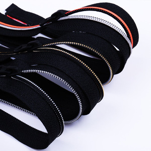 Cremallera de nailon Ruihefeng de 5 dientes con protección, de extremo abierto, para ropa y prendas de abrigo - Product Image 1