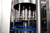 Machine de fabrication de bouteilles en plastique entièrement automatique A à Z et ligne de production de remplisseuses d'eau minérale