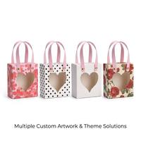 Boîte cadeau portable personnalisée pour bonbons, élégante, imprimée, auto-élevante, en carton ivoire, impression UV, avec fenêtre transparente en forme de cœur