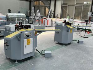 Équipement de traitement de profilés en <span class=keywords><strong>aluminium</strong></span> <span class=keywords><strong>Machine</strong></span> à groupes d'angle <span class=keywords><strong>Machine</strong></span> à groupes d'angle pour portes et fenêtres - Product Image 6