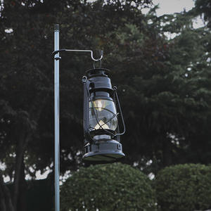 ตะขอแขวนไฟกลางแจ้ง สแตนเลส ตะขอคู่ รูปทรงปลา รับน้ำหนักได้ 5 กก. สีดำ A4 - Product Image 1