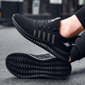 Zapatos deportivos de <span class=keywords><strong>verano</strong></span> de malla transpirable personalizables de alta calidad para hombres, zapatos deportivos de moda, plantillas ligeras de EVA para correr - Product Image 2