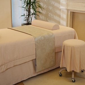 Atmosphère romantique vérifier modèles beauté <span class=keywords><strong>lit</strong></span> 4 pièces ensemble couleur unie <span class=keywords><strong>couvre</strong></span>-<span class=keywords><strong>lit</strong></span> Salon de beauté ensemble corps SPA Massage Table couverture ensemble - Product Image 4