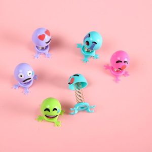 Jouet d'elfe rebondissant amusant en plastique avec expressions pour enfants de 2 à 4 ans, petite taille, jouet anti-stress unisexe - Product Image 2