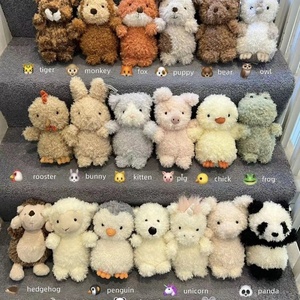 Adorable peluche ours aux cheveux bouclés style Instagram, douce, en polyester, 8 pouces, pour machine à griffes, cadeau de mariage - Product Image 2