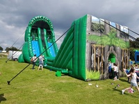 Tyrolienne gonflable de jeux interactifs gonflables commerciaux pour la location de partie à vendre