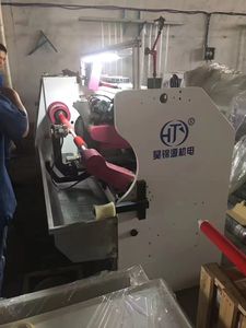 Máquina de corte cruzado de rollo a rollo de película Bopp Pvc Pet Pp de un solo eje - Product Image 3