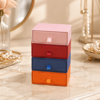 Boîte d'emballage pour bijoux en carton rigide durable et coloré pour commande en gros