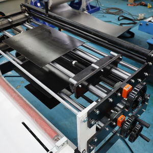 Heiß verkauf 1200mm breites Metalldach Calamin herstellungs maschine Drei schicht ige Dachziegel walzen form maschine - Product Image 6