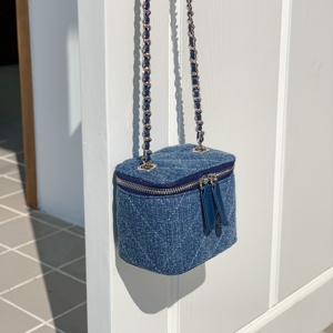 Nouveau Sac Bandoulière de Luxe en Jean avec Chaîne pour Femme – <span class=keywords><strong>Mini</strong></span> Sac Messager Croisé - Product Image 4