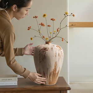 Jarrón de Cerámica TONFO Wabi Sabi, Florero de Terracota con Acabado Desgastado, Centro de Mesa Estilo Rústico para Decoración del Hogar - Product Image 4