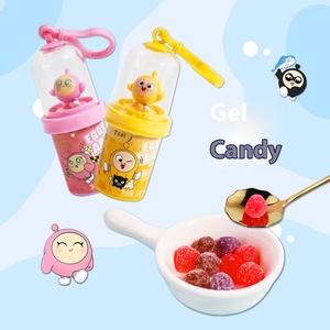 Usine directe créative gelée bonbons jouer jouet oeuf clé boucle poupée avec des collations aromatisées aux fruits pour enfants cadeaux de fête - Product Image 2