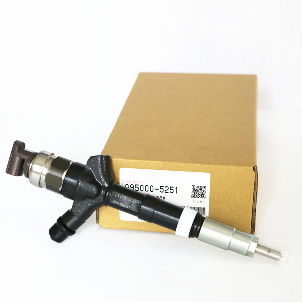fuel injector 23670-39086 23670-39085 23670-30070 for toyota Hilux 2KD-FTV LAND CRUISER 1KD-FTV common rail injector 23670-30070