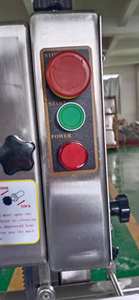 Scie à os manuelle avec protection de sécurité Conception de table compacte pour boucheries et restaurants - Product Image 4