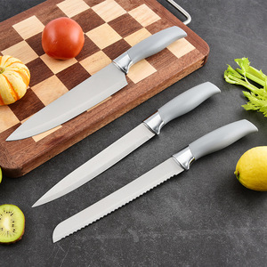 Ensemble de 6 couteaux de cuisine avec bloc à couteaux noir brillant, acier inoxydable de qualité supérieure, manches antidérapants, couteaux pour un usage quotidien en cuisine - Product Image 4