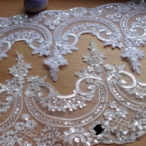 Tissu en dentelle à sequins brodés floraux 2025, nouveau, pour la confection de robes de mariée, de vêtements, de rideaux, de tissus décoratifs, en polyester - Product Image 6