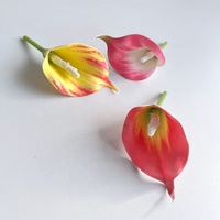 Tête de fleur de lys artificielle miniature en mousse réaliste, longue durée, à tige unique, pour la remise des diplômes, le Nouvel An et Noël