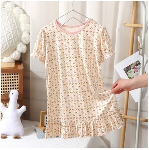 Bestseller Estivo: Camicie da <span class=keywords><strong>Notte</strong></span> Coordinato Genitore-Figlio |   Nuovo Stile Vestaglie per Ragazze con Motivi Floreali e Maniche Corte, Abbigliamento Comodo per Interni, Morbido e Confortevole - Product Image 2