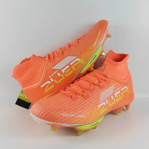 Chaussures de football pour hommes, tige en microfibre, semelle intermédiaire en EVA, semelle extérieure en caoutchouc, doublure en mesh, fabrication chinoise, haute qualité, usage en salle, vente en gros - Product Image 3