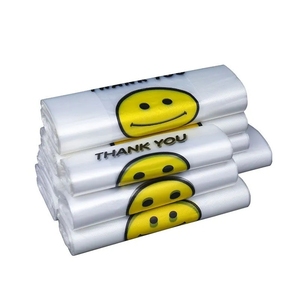 Bolsas Personalizadas con Cierre para Camisetas, Diseño Esmerilado, Logotipo Personalizado, Empaque de Marca para Ropa, para Uso en Supermercados - Product Image 4
