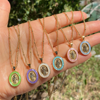 Pendentif ovale Vierge Marie plaqué or 18 carats, charme religieux de Guadalupe avec bordure en opale colorée, pour cadeau catholique