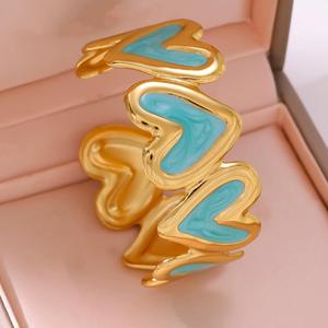 Bracelets Joncs Tendance en Acier Inoxydable Plaqué Or 18K, Émaillés, Anti-Transpiration, Motif Cœur <span class=keywords><strong>Ouvert</strong></span>, pour Femme, Vente en Gros - Product Image 4
