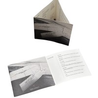 Feuillet plié personnalisable en papier d'art de haute qualité, impression numérique CMYK avec pelliculage, couleur exquise