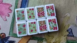 Tuiles de mahjong personnalisées imprimées, jeu de mahjong en verre, pièces de jeu colorées pour le divertissement familial et les cadeaux - Product Image 2