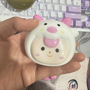 Juguetes para apretar con dibujos animados para aliviar el estrés, juguete suave de rebote lento para niños de 2 a 4 años, unisex - Product Image 3