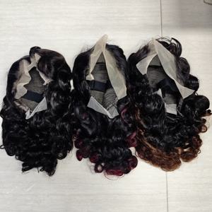 Letsfly Promotion 100$ Perruques Lace Frontal 13x4 Densité 300% 22 pouces Bouclées Souples et Volumineuses 1B4 #   1B99j #   Cheveux vierges 100% humains - Product Image 4