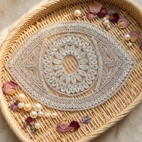 Napperons de table brodés rétro européens, accessoires de photographie, décoration de bureau, accessoires de service à thé ajourés, sets de table en dentelle