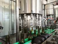 Machine de remplissage de bouteilles de vin contrôlée par PLC, machine de remplissage à pression négative pour les industries des boissons et des produits chimiques, bouteille PET