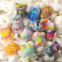 Figurine en PU à rebond lent de la série Moe Tooth Monster Smelly Fart, jouet de décompression, objet décoratif, jouet à pincer sonore, vente en gros