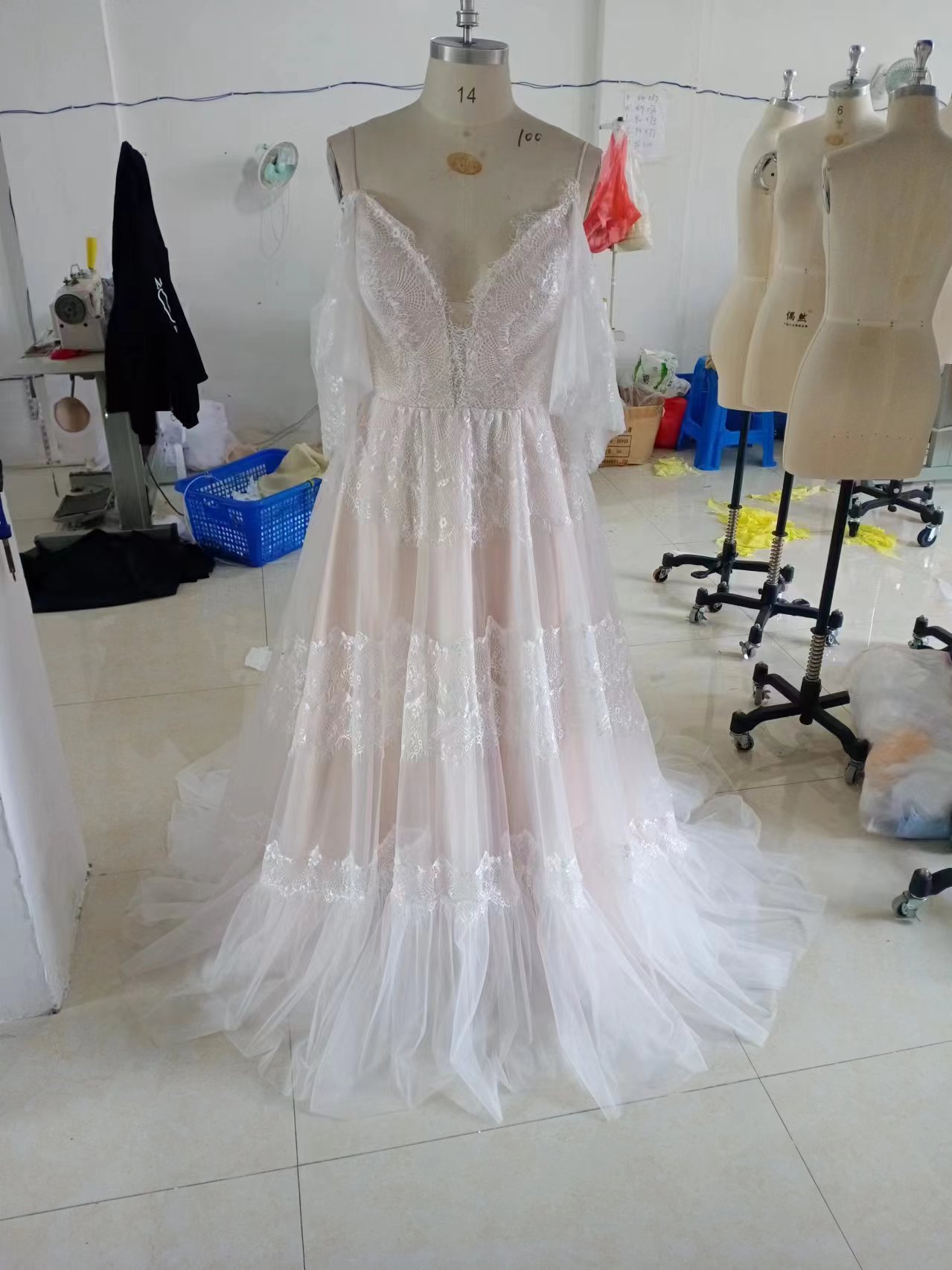 Shop 2024 Bohemian Beach Wedding Dresses with Spaghetti Straps