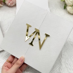 Miễn Phí Mẫu Cá Nhân Màu Kem Cổng Gấp Nhung Lời Mời Đám Cưới Với Rsvp Đặt Bìa Cứng Tình Yêu Phong Cách Làm bằng Giấy - Product Image 2