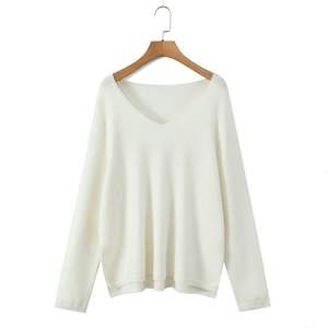 Pull en tricot ample à col en V Happy Plus pour femme, couleur unie, épaisseur moyenne, anti-boulochage, grande taille - Product Image 2