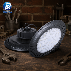 Entrepôt d'éclairage industriel à <span class=keywords><strong>prix</strong></span> compétitif Ip66 Étanche 50w 100w 150w 200w Aluminium Noir Ufo Led High Bay Light - Product Image 1