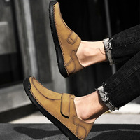 Chaussures décontractées pour hommes en microfibre, personnalisées OEM/ODM, semelle en caoutchouc dur antidérapante, fermeture Velcro pratique, confortables, à lacets, en cuir.