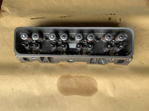 GM350 Cilinderkop 5.7 SBC V8 Complete Cilinderkop voor GM350-906 Motor Gietijzer <span class=keywords><strong>GMC</strong></span> CHEVROLET MOTOR Auto-onderdelen - Product Image 4