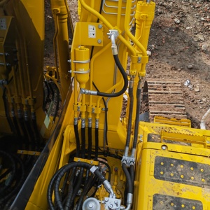 Excavadora de cadenas Komatsu PC120-6, excavadora hidráulica amarilla, equipo pesado, maquinaria de construcción - Product Image 6